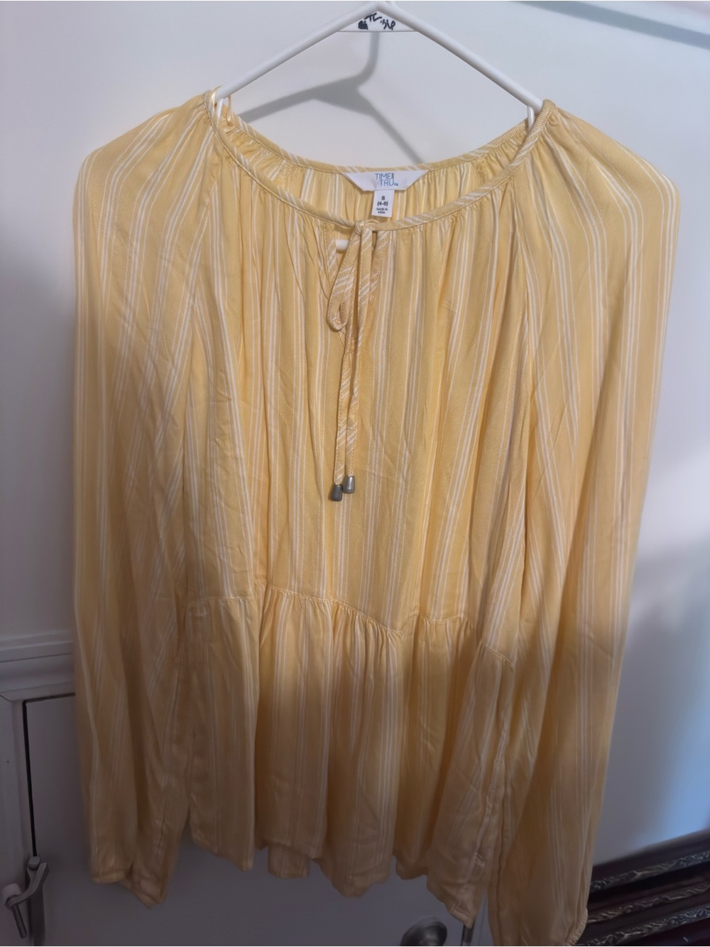 Time and Tru Pale Yellow Striped Peasant Top